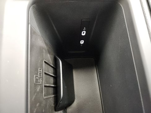 New 2026 Volkswagen Tiguan SE R-Line image 26