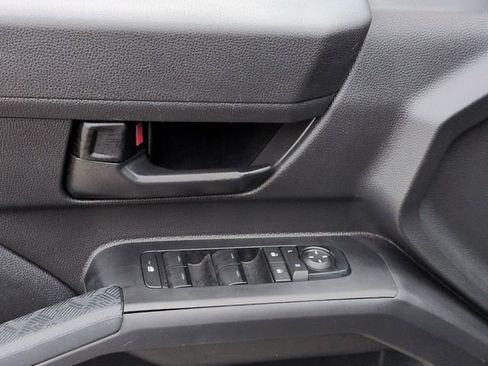 Used 2024 Toyota Tacoma SR5 AWD/4WD image 13