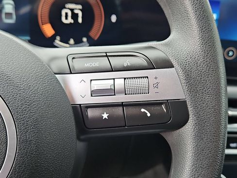 Used 2025 Hyundai Santa Cruz SEL FWD image 22