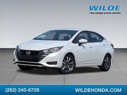 Used 2023 Nissan Versa SV w/ Trunk Package