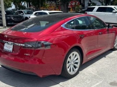 Used 2017 Tesla Model S 90D AWD/4WD image 2