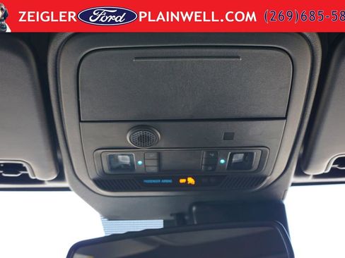 Used 2024 Ford Bronco Outer Banks AWD/4WD image 29