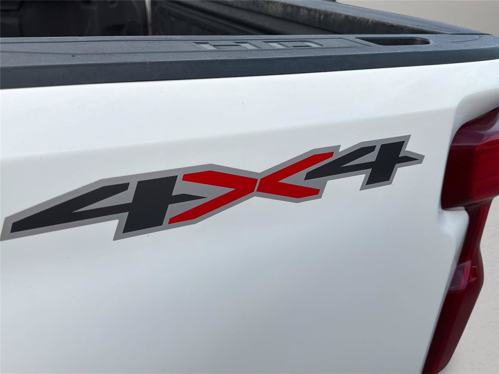 Used 2022 Chevrolet Silverado 2500 LT AWD/4WD image 29