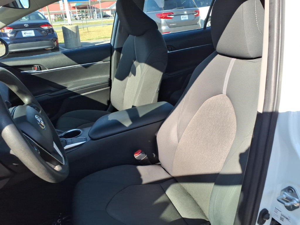 Used 2023 Toyota Camry LE FWD image 19