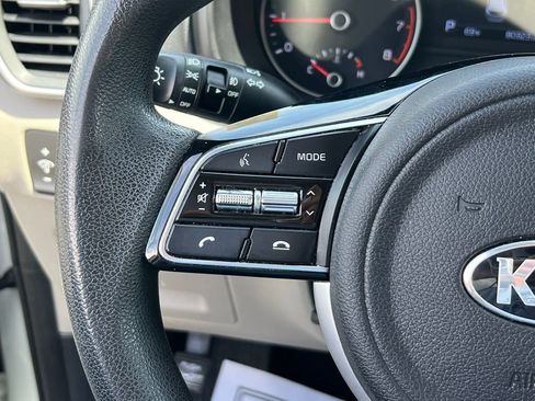 Used 2020 Kia Sportage LX AWD/4WD image 32