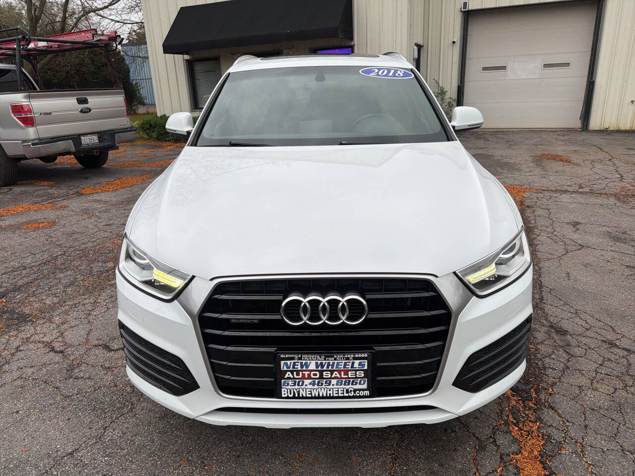 Used 2018 Audi Q3 2.0T Premium AWD/4WD image 2