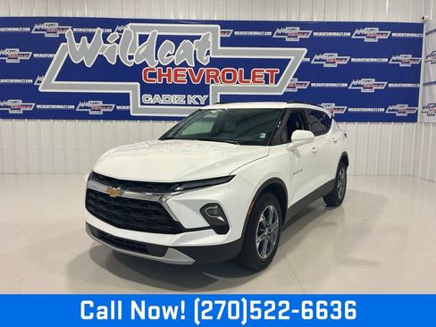 Used 2024 Chevrolet Blazer LT w/ Convenience Package FWD image 1