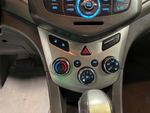 Used 2014 Chevrolet Sonic LT image 12