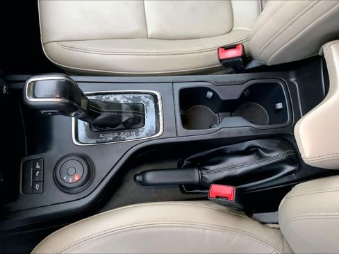 Used 2023 Ford Ranger Lariat w/ Technology Package image 13