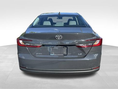 Used 2025 Toyota Camry LE FWD image 4