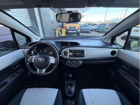 Used 2013 Toyota Yaris LE FWD image 13