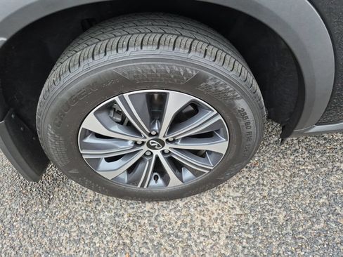 Used 2025 INFINITI QX60 Pure FWD image 23