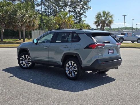 Certified 2023 Toyota RAV4 XLE Premium image 4