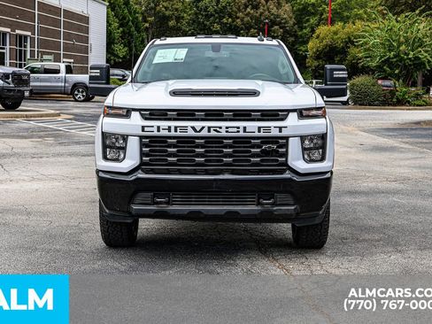 Used 2023 Chevrolet Silverado 2500 Custom w/ Custom Value Package image 11