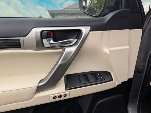 Certified 2023 Lexus GX 460 Premium AWD/4WD image 7
