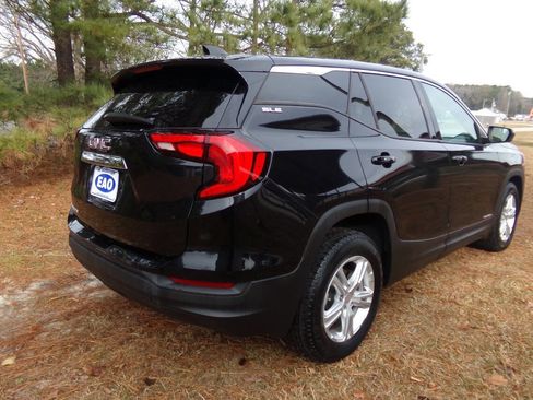 Used 2020 GMC Terrain SLE w/ LPO, Floor Liner Package image 3