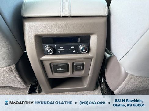 Used 2020 Chevrolet Traverse Premier w/ LPO, Floor Liner Package AWD/4WD image 25
