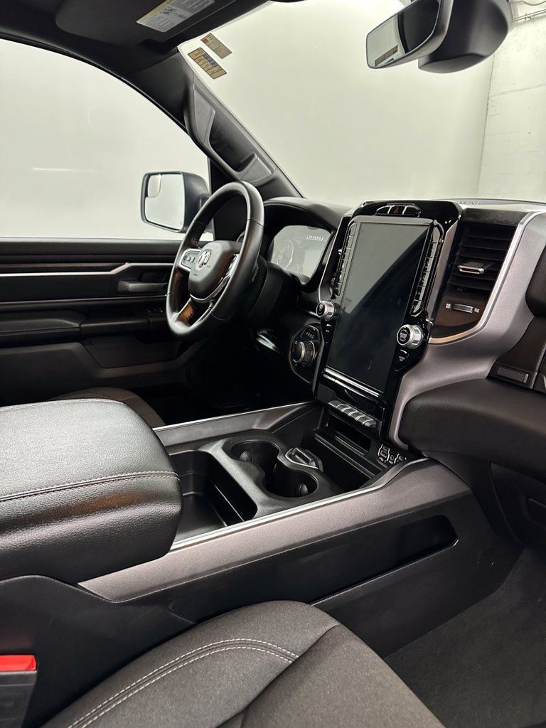 Used 2024 RAM 1500 Big Horn AWD/4WD image 41