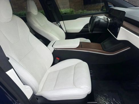 Used 2022 Tesla Model X AWD/4WD image 12