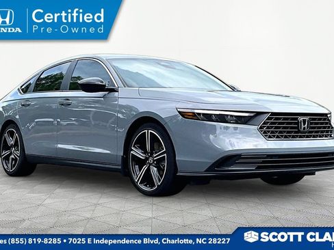 Certified 2025 Honda Accord Sport image 1