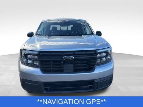 Certified 2024 Ford Maverick Lariat w/ Black Appearance Package image 9