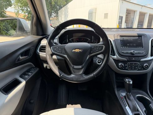 Used 2019 Chevrolet Equinox LT FWD image 13