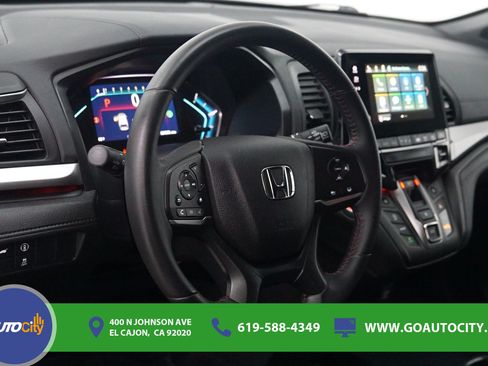 Used 2023 Honda Odyssey Sport image 18