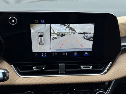 Used 2025 Chevrolet Equinox ACTIV w/ Safety and Technology Package image 25