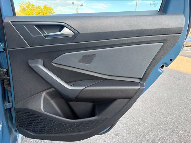 Used 2025 Volkswagen Jetta GLI Autobahn FWD image 12