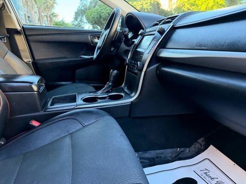 Used 2016 Toyota Camry SE FWD image 70