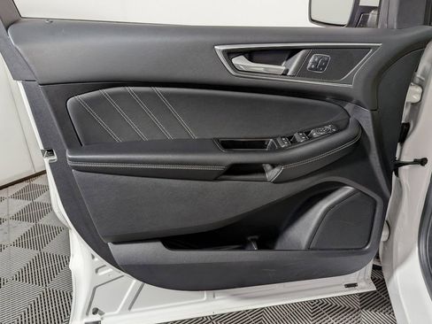 Used 2016 Ford Edge Sport w/ Equipment Group 401A AWD/4WD image 14
