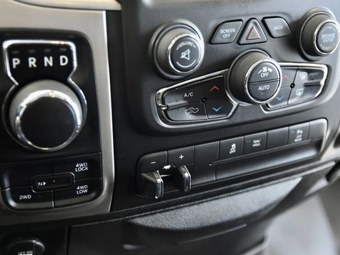 Used 2020 RAM 1500 Classic Warlock w/ Luxury Group AWD/4WD image 17