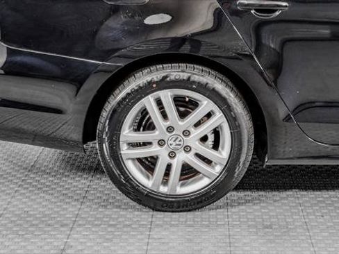 Used 2018 Volkswagen Jetta S FWD image 33