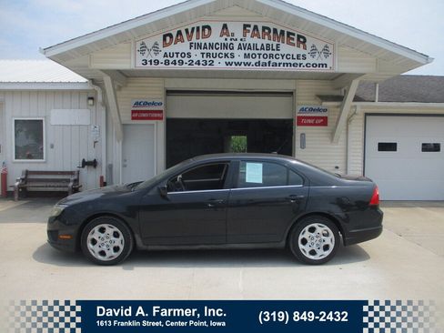 Used 2010 Ford Fusion SE FWD image 1