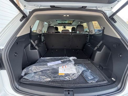 New 2026 Volkswagen Atlas Peak Edition AWD/4WD image 18
