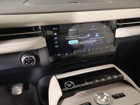 New 2026 Lincoln Navigator Premiere AWD/4WD image 6