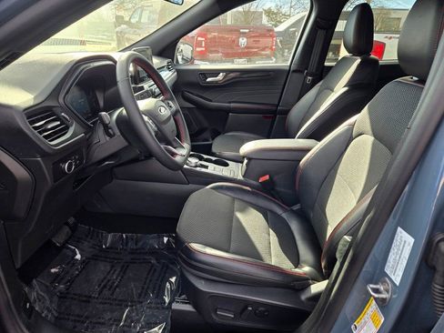 Certified 2025 Ford Escape ST-Line image 20