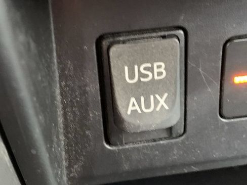 Used 2017 Toyota 4Runner Limited AWD/4WD image 26