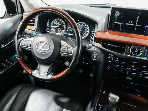 Used 2017 Lexus LX 570 4WD image 11