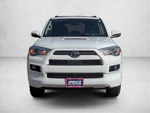 Used 2023 Toyota 4Runner TRD Sport image 2