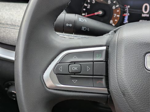 Used 2024 Jeep Compass Latitude AWD/4WD image 23