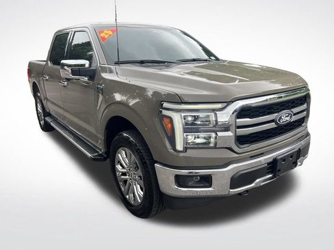 Used 2025 Ford F150 Lariat w/ Equipment Group 501A Mid AWD/4WD image 3