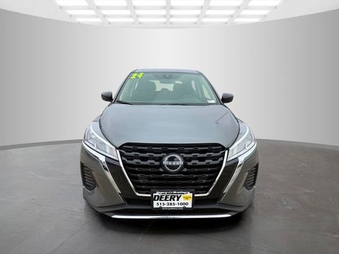 Used 2024 Nissan Kicks S image 9