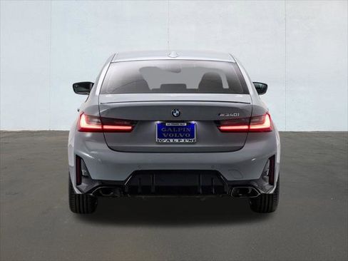 Used 2025 BMW M340i w/ Shadowloine Package image 4