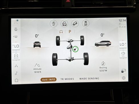 Used 2026 Land Rover Range Rover Velar Dynamic SE AWD/4WD image 30