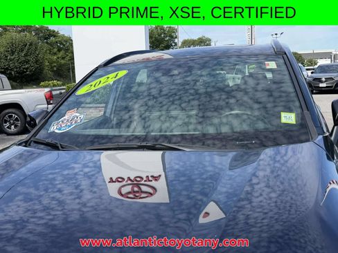 Certified 2024 Toyota RAV4 XSE w/ Weather Package AWD/4WD image 11
