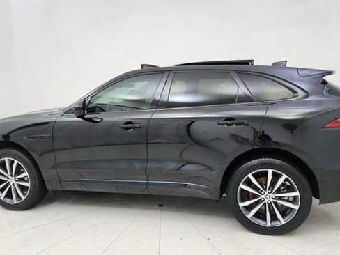 Used 2025 Jaguar F-PACE R-Dynamic S image 4