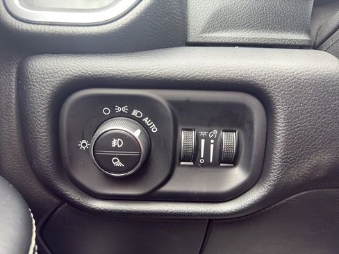 Certified 2025 RAM 2500 Laramie image 22