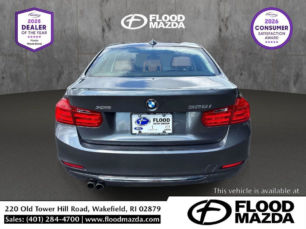 Used 2013 BMW 328i xDrive Sedan AWD/4WD image 4