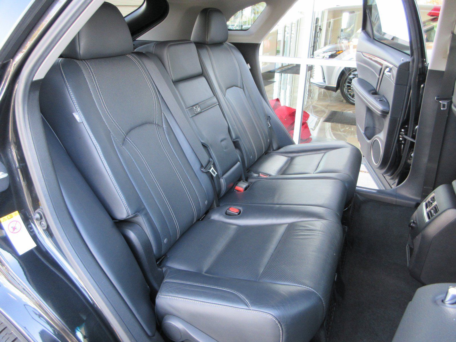 Used 2017 Lexus RX 450h AWD w/ Cold Weather Package image 19